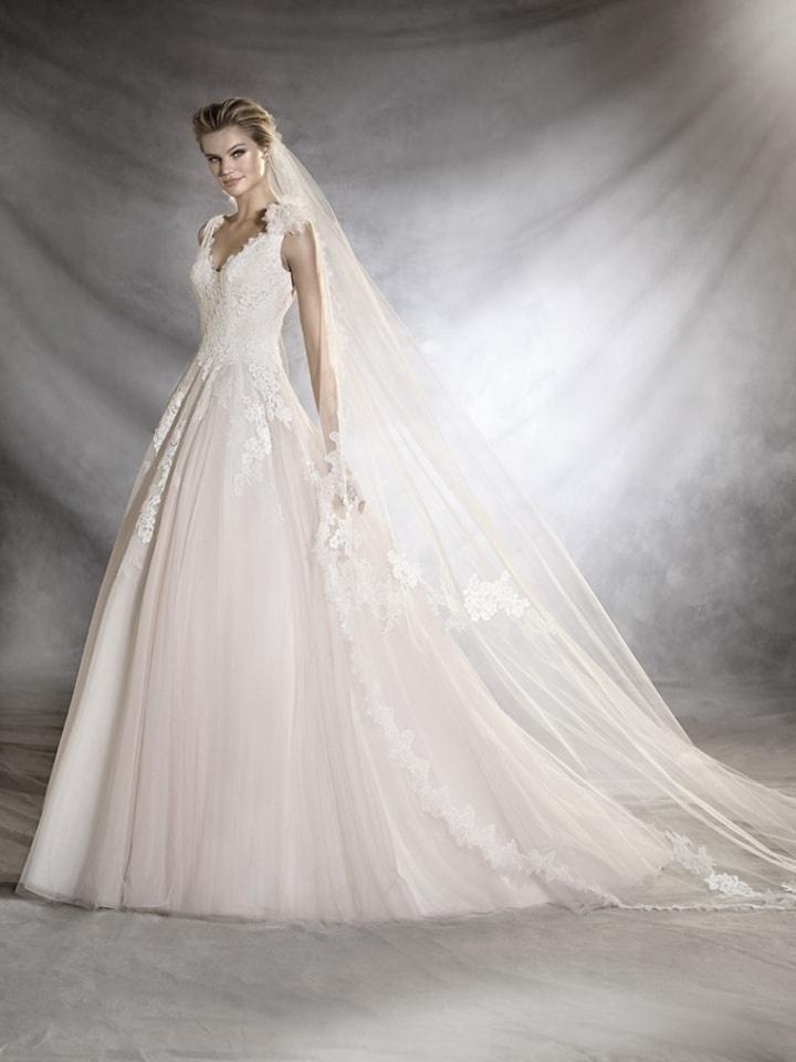 Pronovias