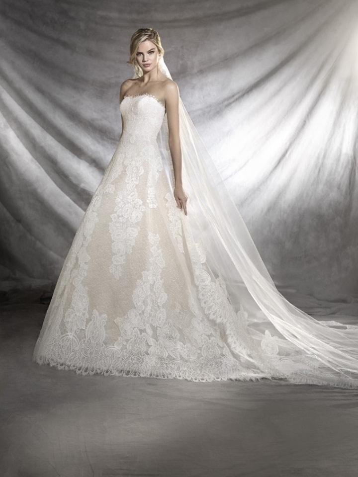 Pronovias