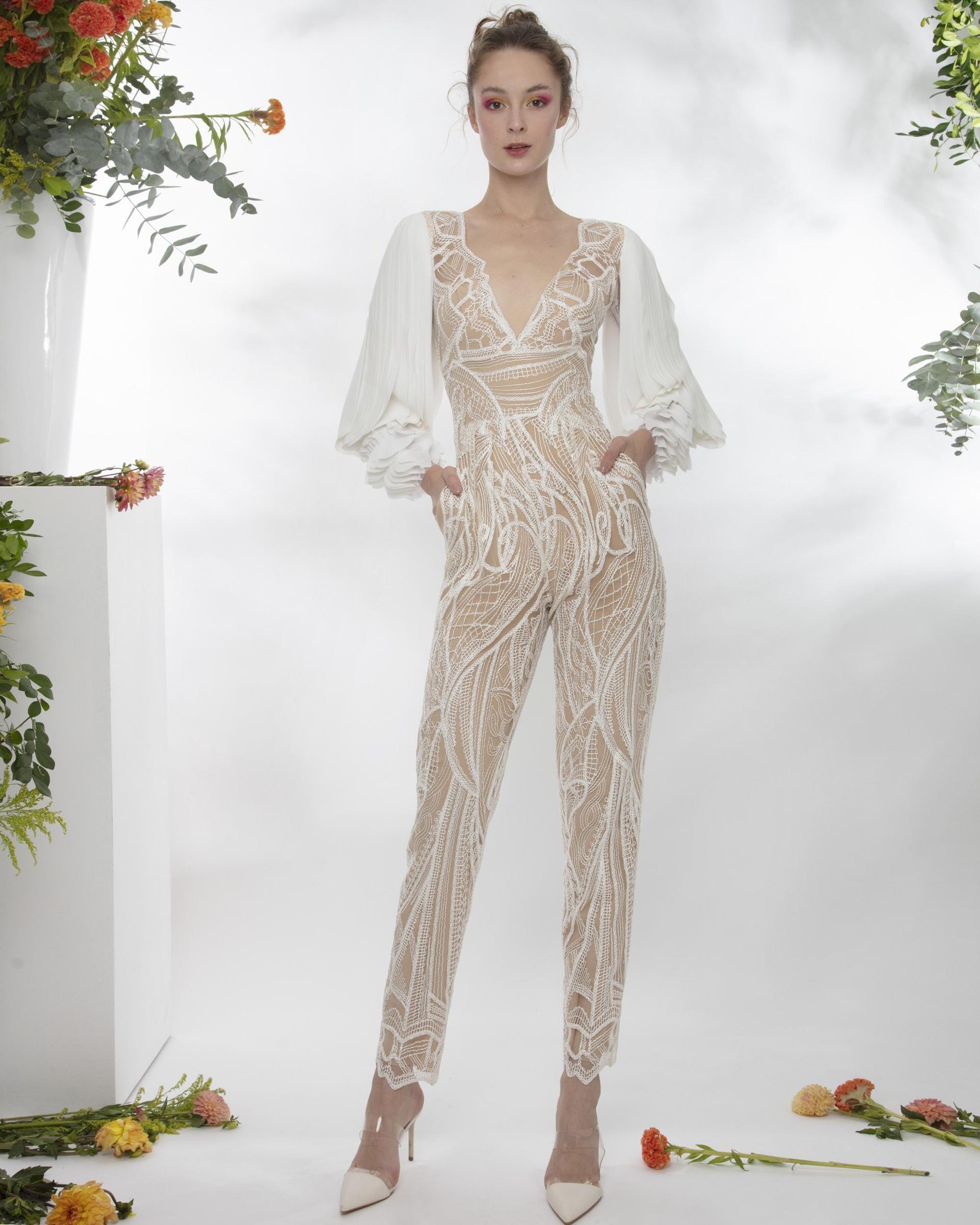 Looks com calça para convidadas de casamento: 85 opções originais!