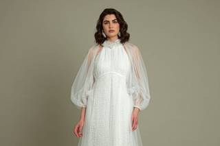 Vestido de noiva com gola alta