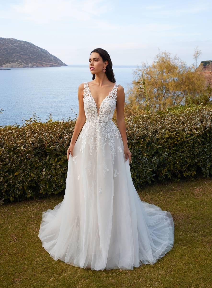 Vestido de noiva princesa - Universo das Noivas Vestidos de novia, Vestidos  de novia princesa, Hermosos vestidos de novia, vestido de noiva princesinha  