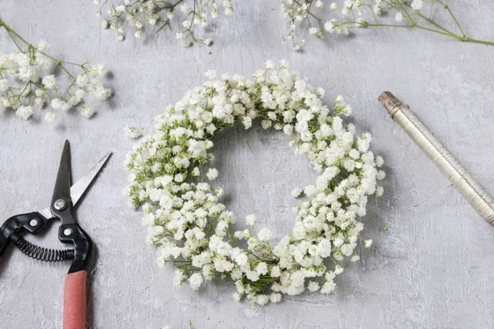 Como fazer coroa de flores para noiva