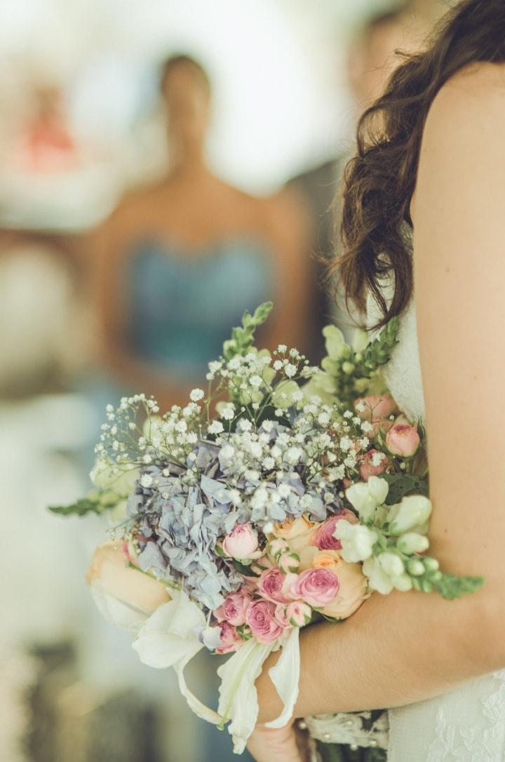 65 Buquês de flores rústico: um toque do campo no acessório da noiva