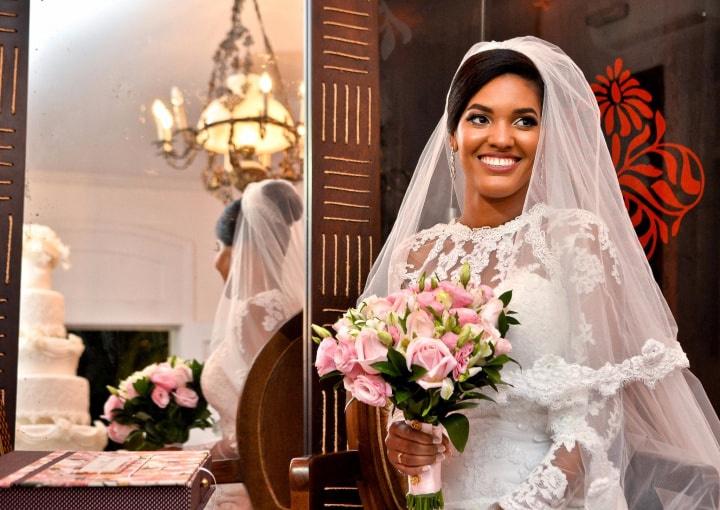 Penteados de casamento para cabelo crespo