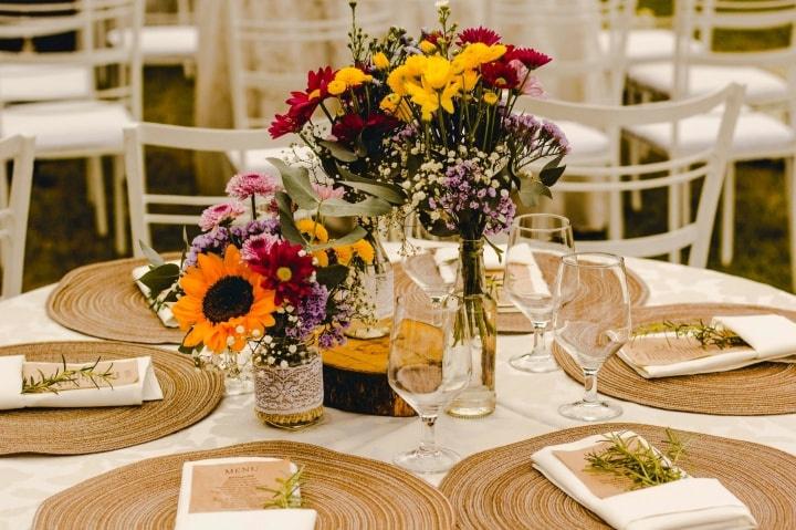 Enfeite de mesa para casamento rústico