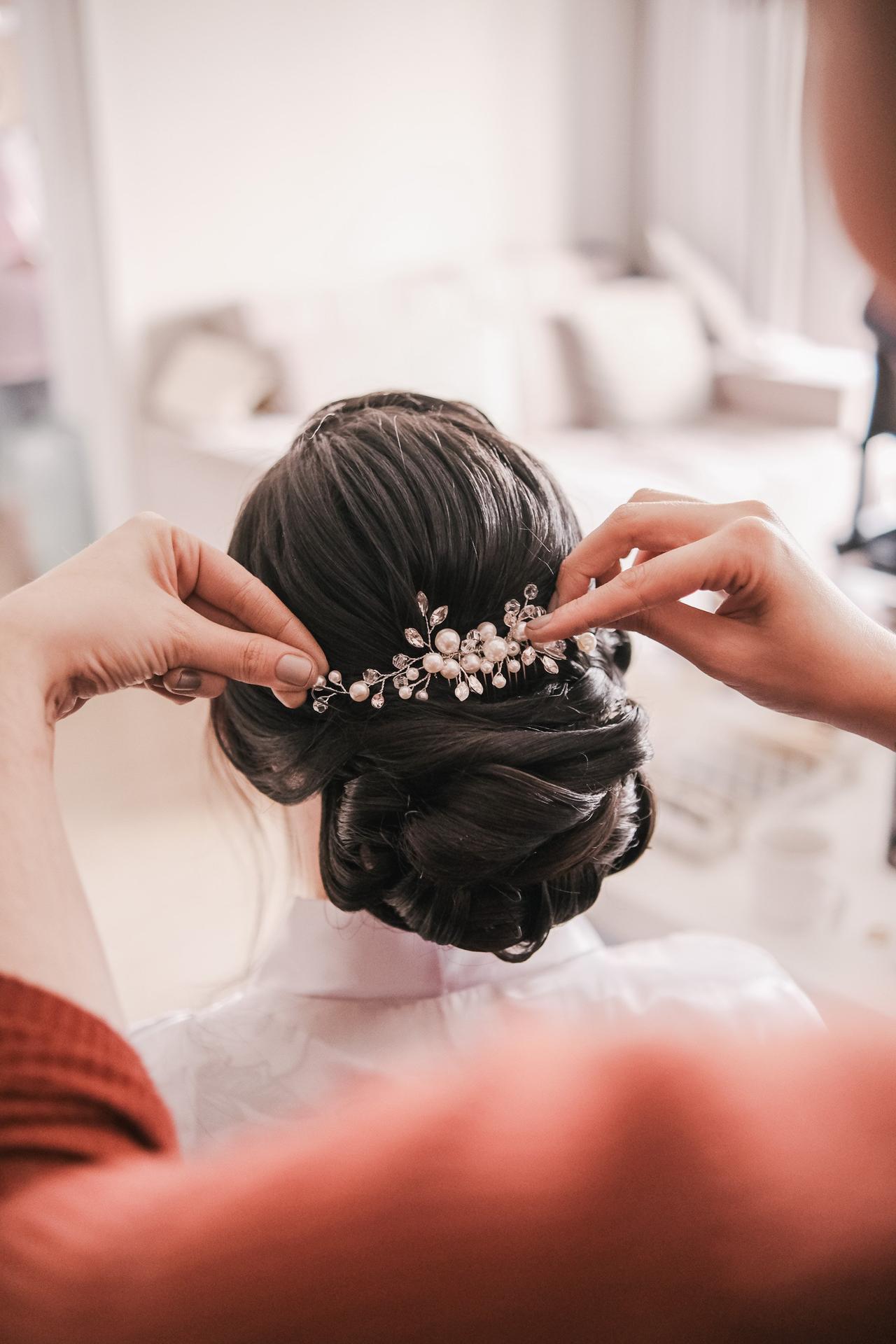 Penteado de novia com cabelo longo