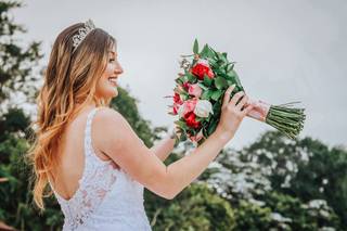 Penteado de novia com cabelo longo