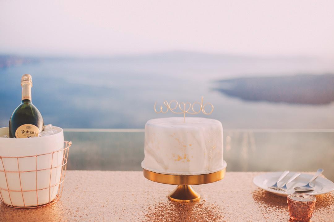 Bolo de casamento minimalista