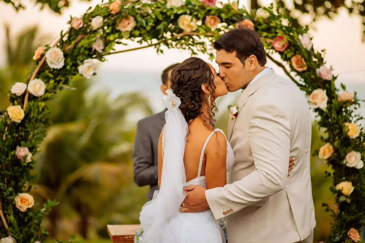 Casamento simples e barato: GUIA COMPLETO para organizar o seu!