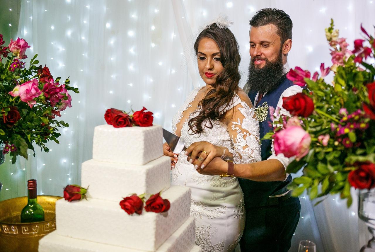 Bolo de casamento quadrado