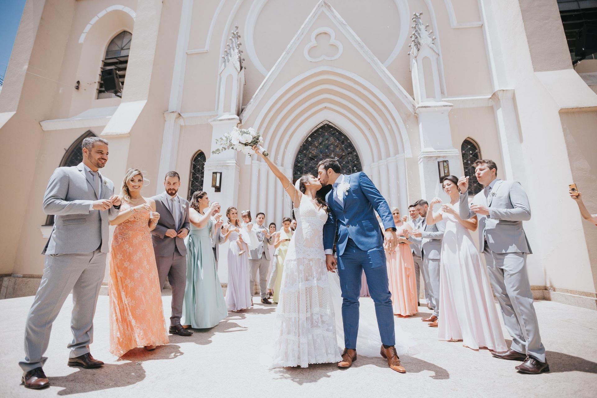 Quem são e o que fazem as madrinhas e padrinhos de casamento? Dicas de ...