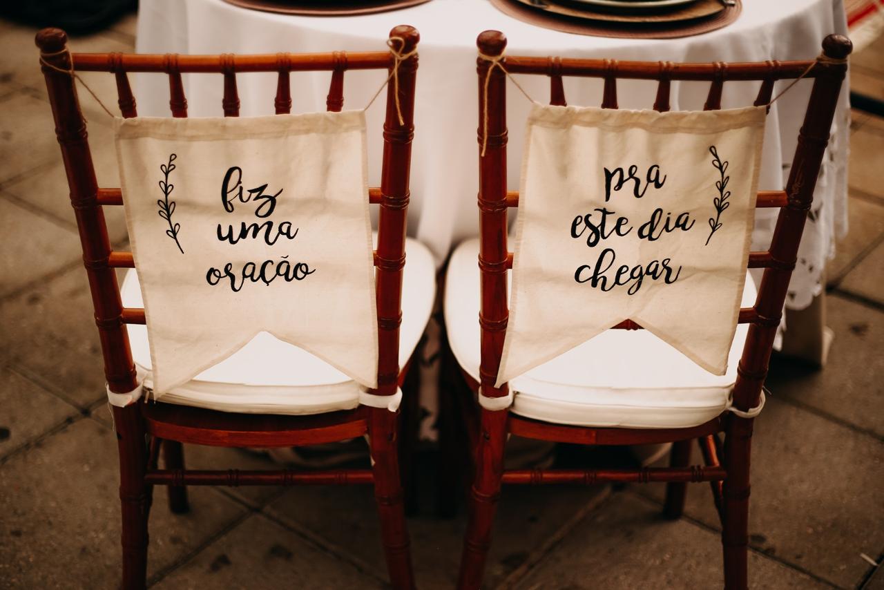 Cadeiras dos noivos