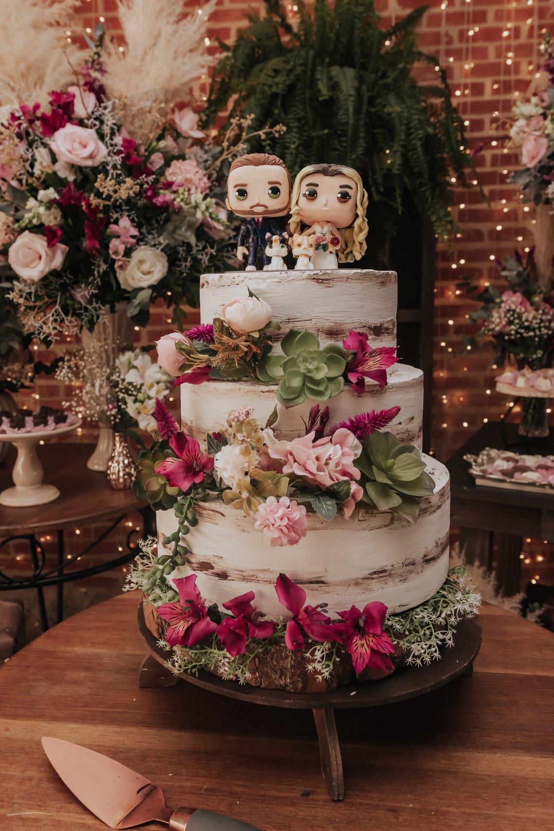 Noivinhos para o topo do bolo de casamento