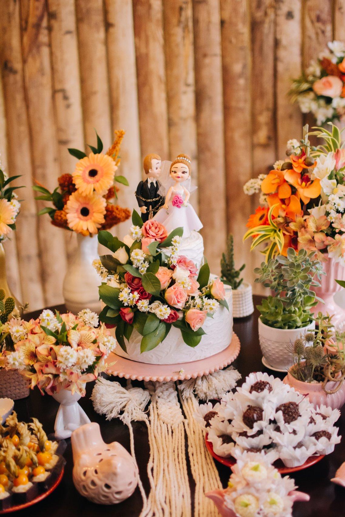 Noivinhos para o topo do bolo de casamento