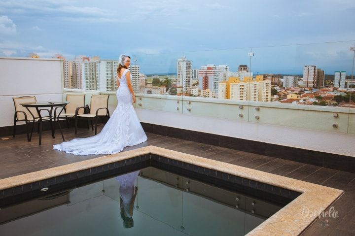 Pedido de Casamento Caindo do Prédio