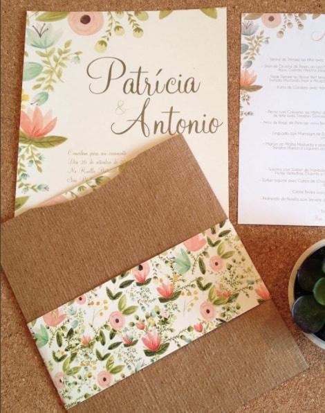 Modelo de envelope para convite de casamento