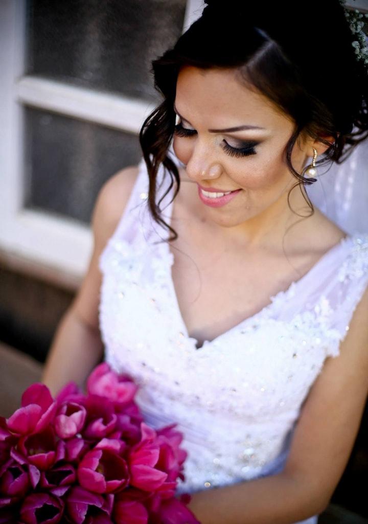 Anna Montijo - Makeup & Hair