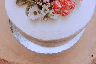 Bolo de casamento minimalista