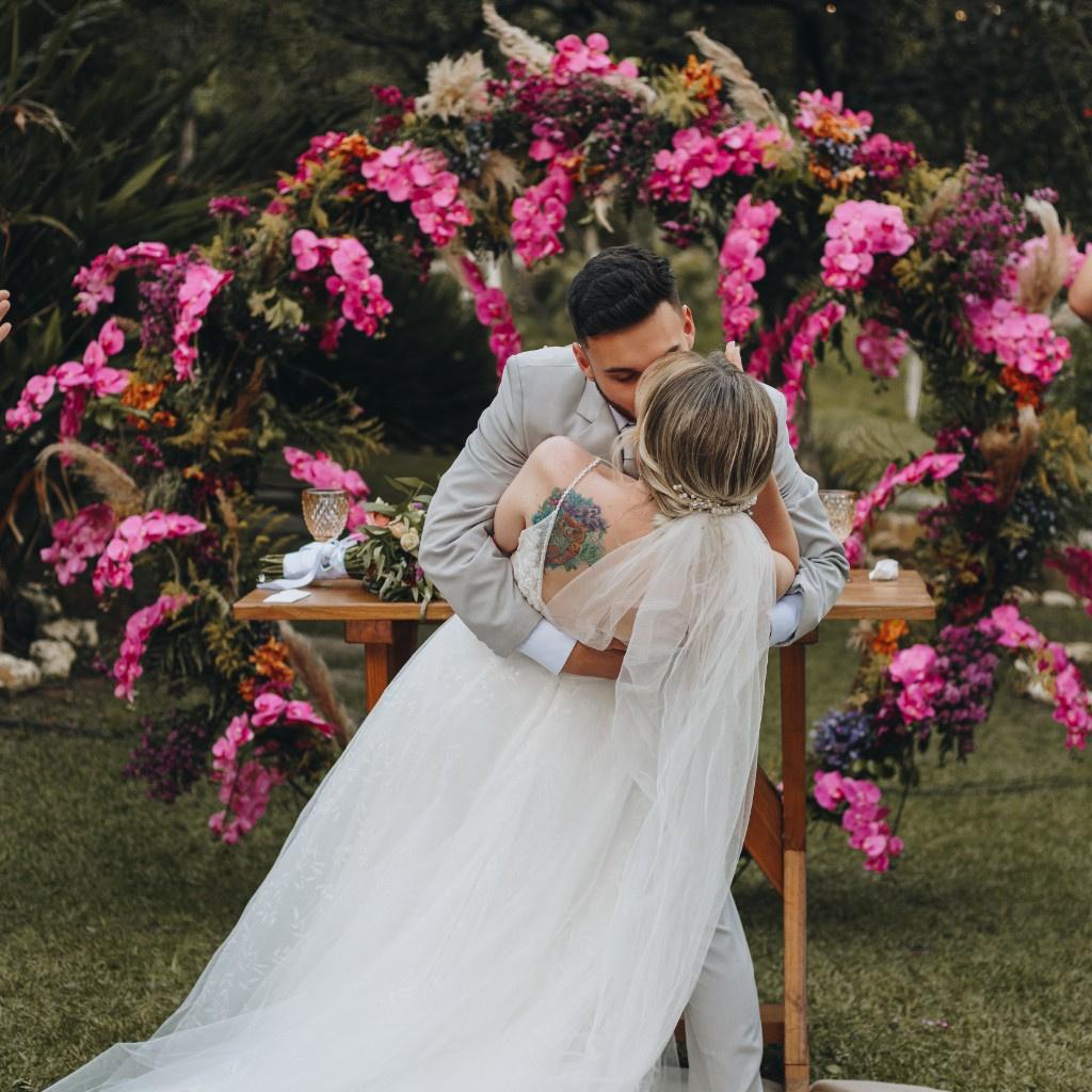 tradição casamento o beijo