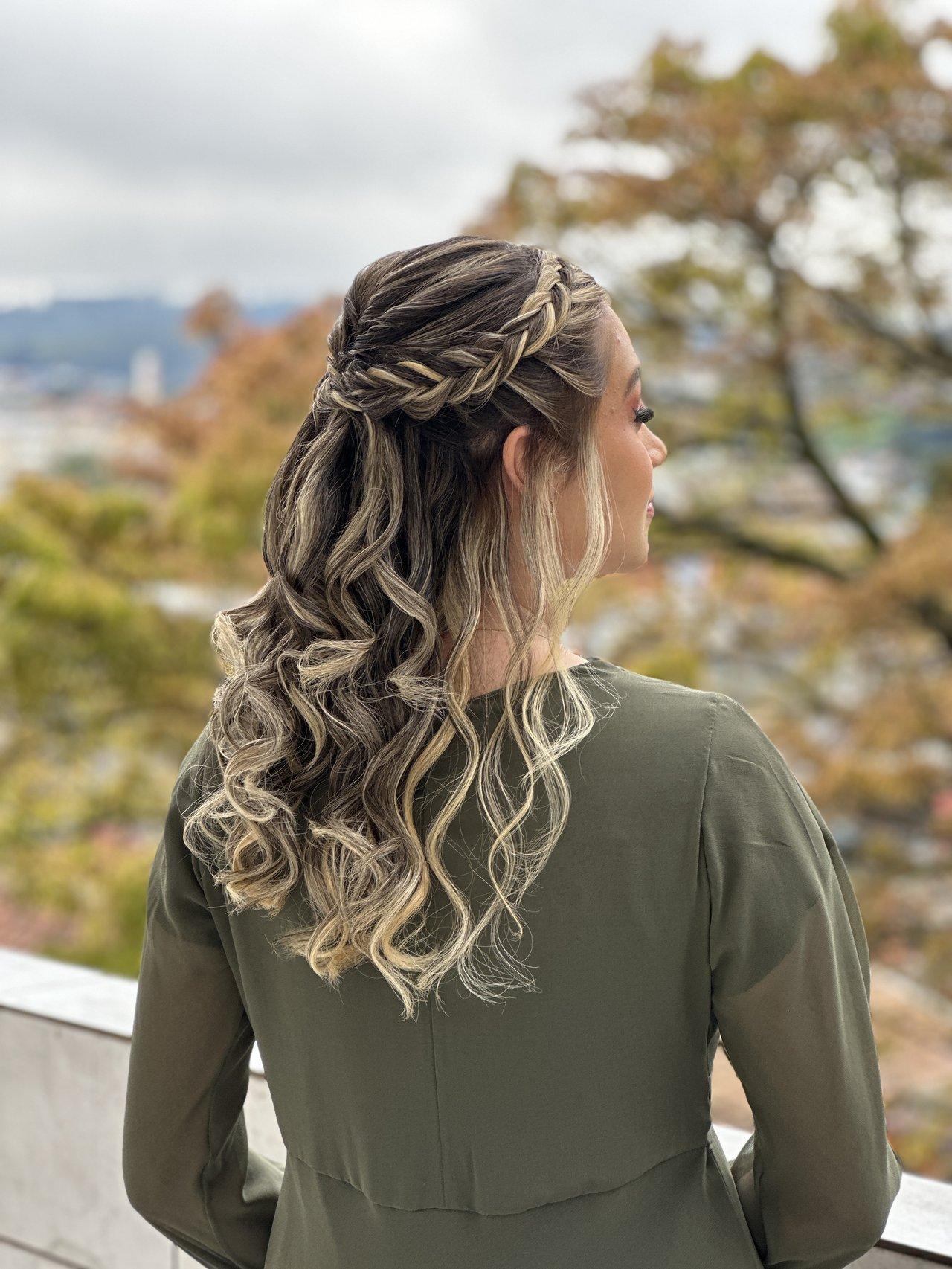 penteado madrinha casamentosolto com tranças