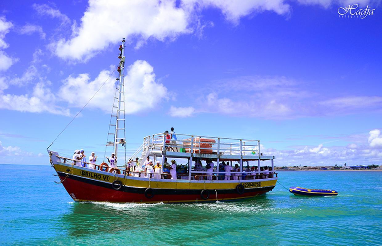 Passeio de barco em praia do Recife
