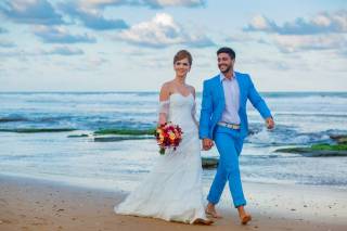 Roupa noivo casamento na praia