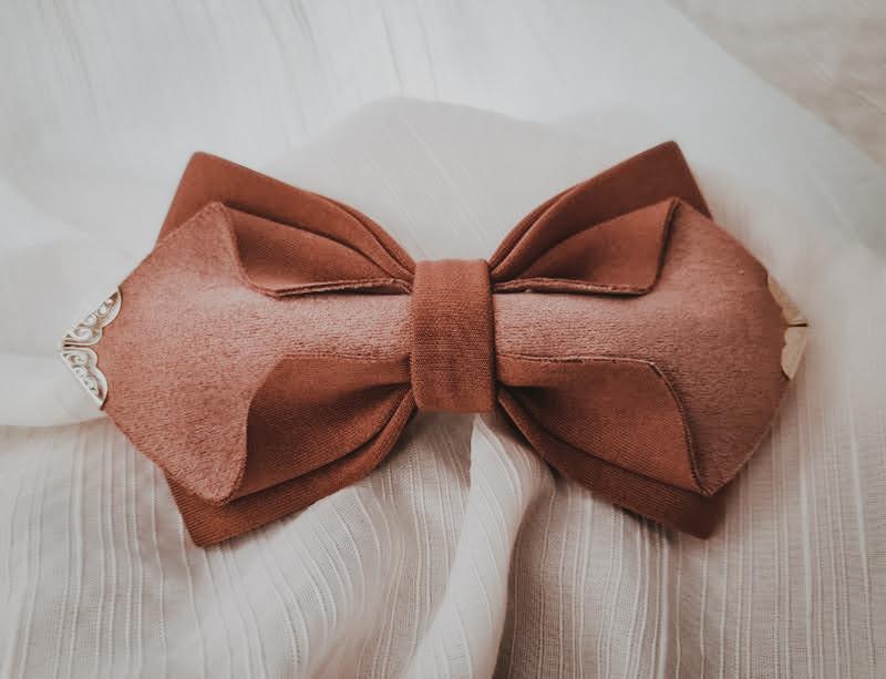 LB Bow Tie