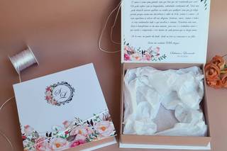 Convite de casamento com estampa floral