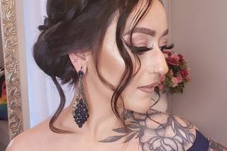 penteado madrinha casamento coque baixo comtrança lateral