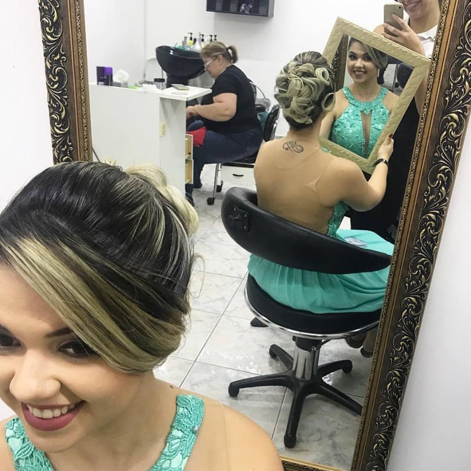 penteado madrinha casamento franja lateral