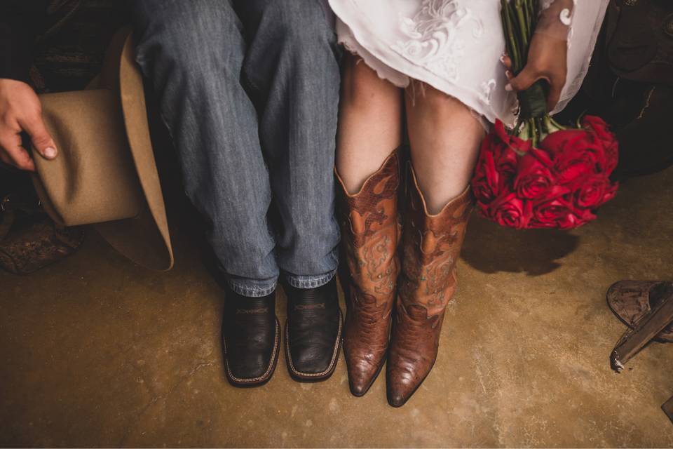Guia completo sobre o casamento country: do convite ao vestido de noiva!