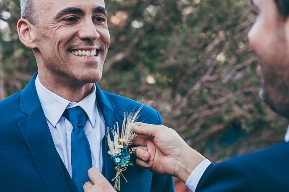 Boutonnière do noivo: 90 modelos originais para a flor da lapela!