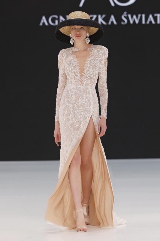 tendência vestido de noiva 2025 2026 fendas frontais
