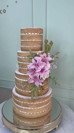 naked cake com flores