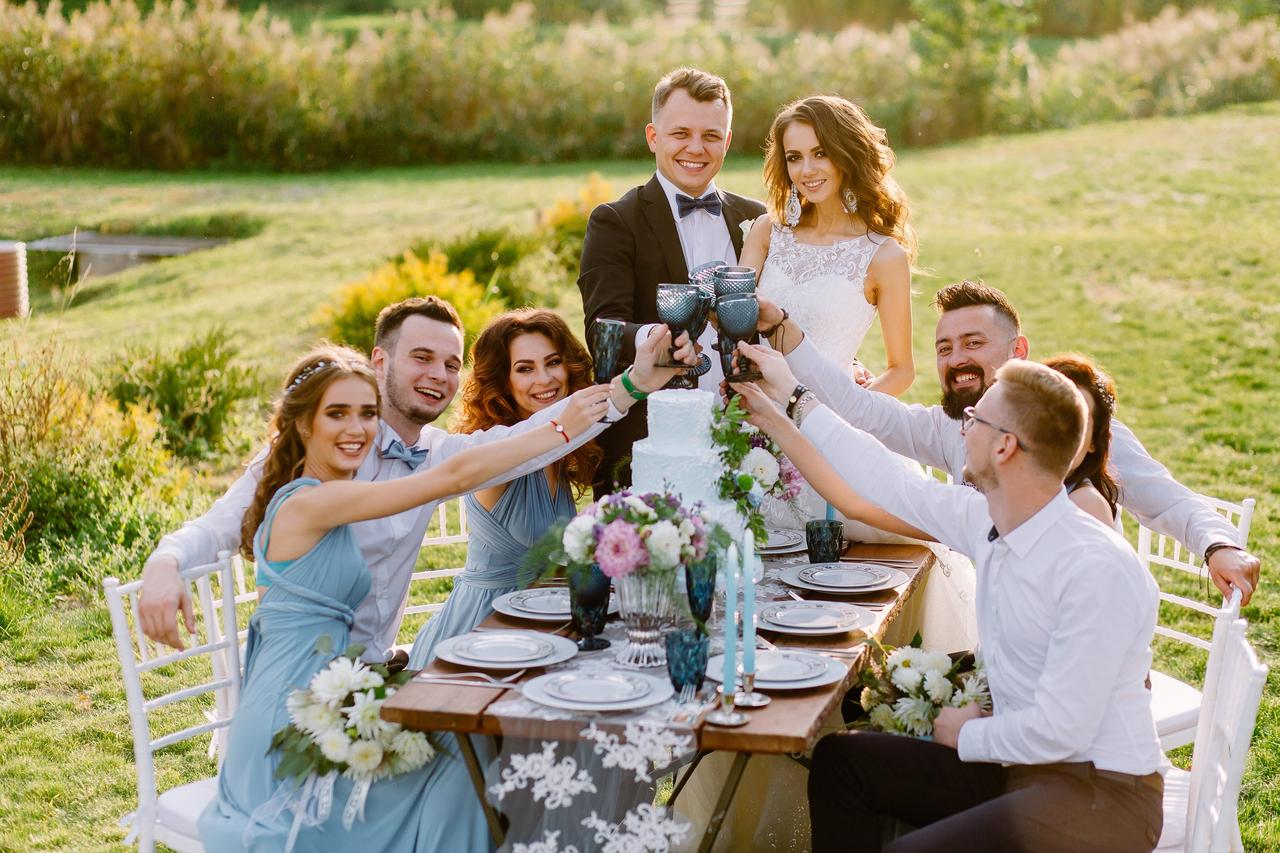 vale la pena fazer cha de panela recém casados com os amigos