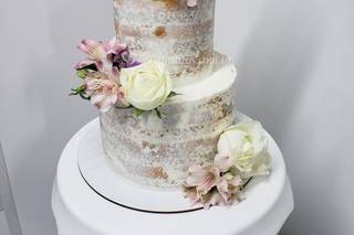 naked cake com flores