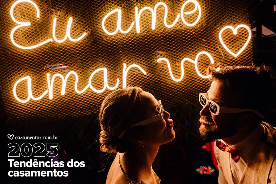 Óculos para a festa de casamento e outros acessórios divertidos