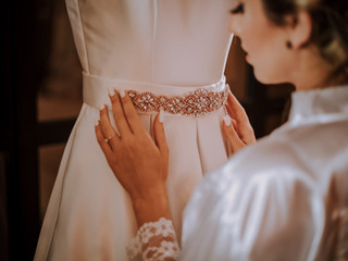 Cintos para o vestido de noiva: 50 ideias para o seu look nupcial