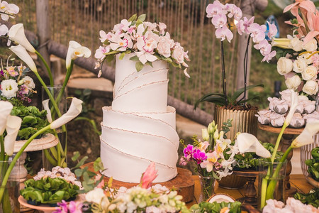 Qual tipo de bolo de casamento civil é perfeito para você?