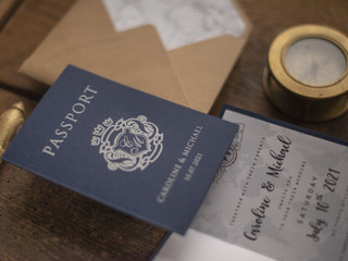 Casais que amam viajar: ideias para um casamento temático