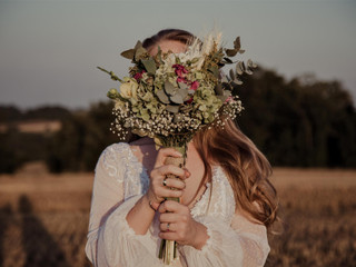 65 Buquês de flores do campo: toque rústico no acessório mais simbólico da noiva