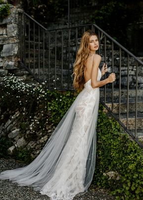 22-38, Muse by Berta