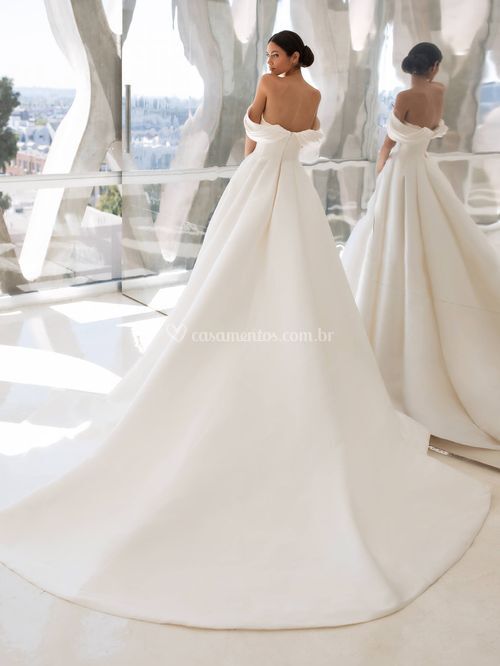 LYNN, Pronovias