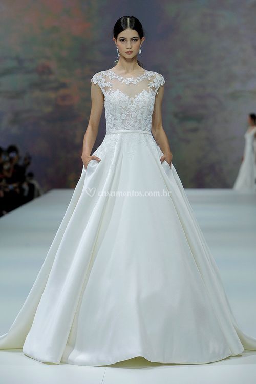 MP 24, Pronovias