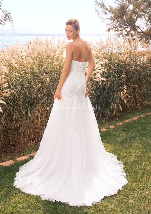 SINEAD, Pronovias