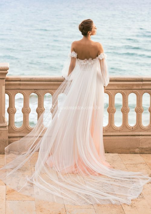 DEIRDRE, Pronovias