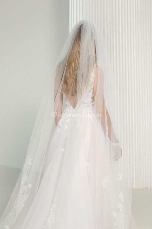 Katharine-Veil, Justin Alexander Signature