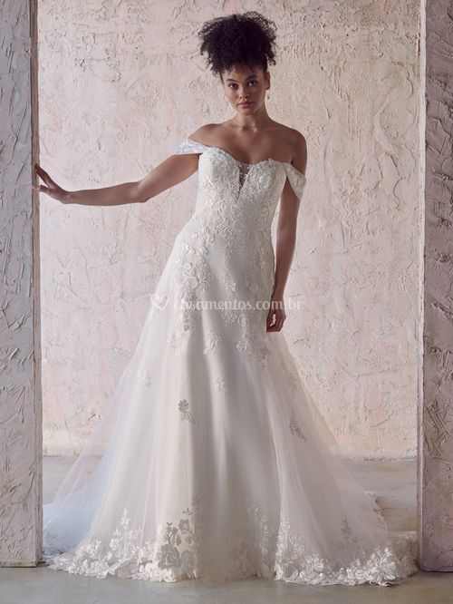 Nakita, Maggie Sottero