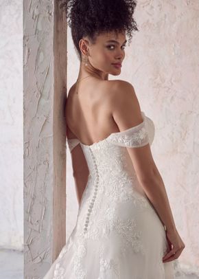 Nakita, Maggie Sottero