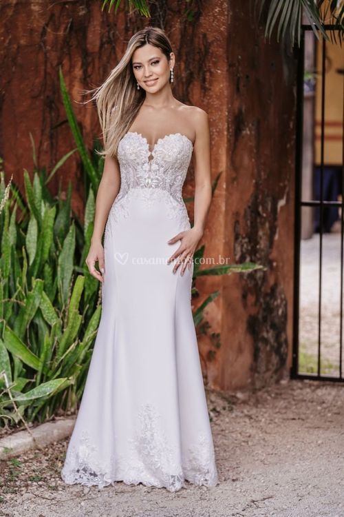 9952, Allure Bridals